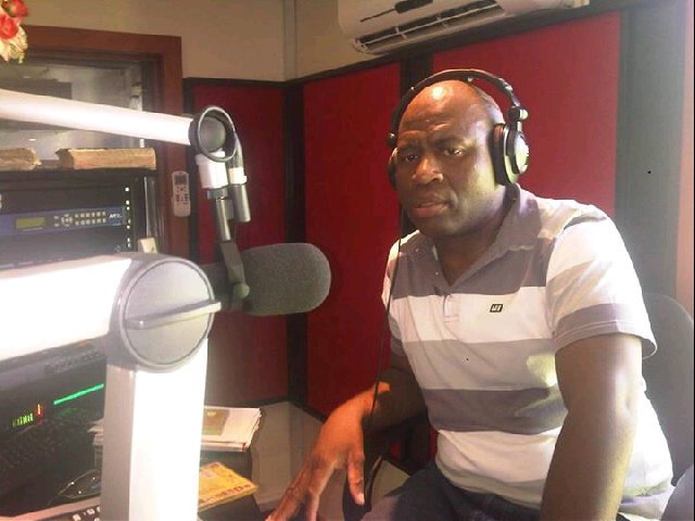 King Vusi Mavuthela King Vusi Mavuthela radio host @ Ubuntu FM